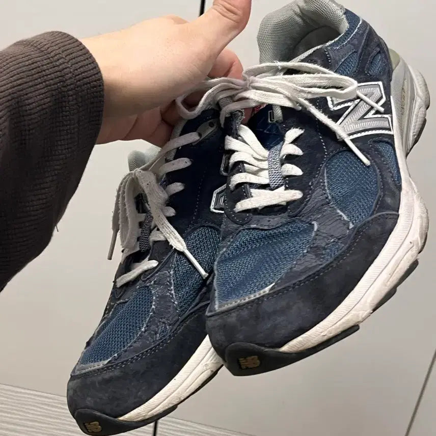 [BUNJANG] New Balance 990v3 Made in USA Navy Sneakers / 뉴발란스 n990v3 made in usa 270