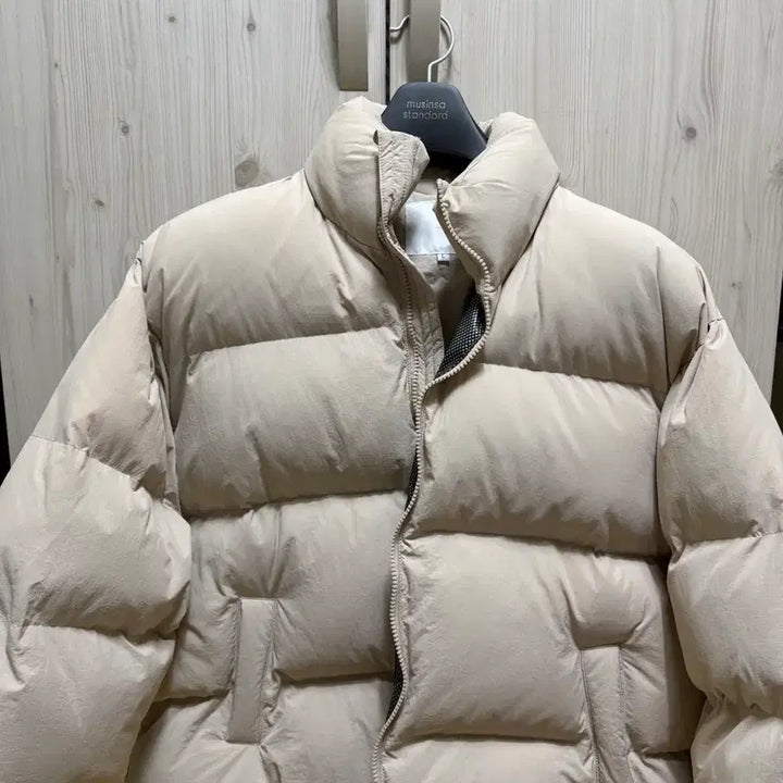[BUNJANG] Ivory Padded Jacket (L) / 아이보리 패딩(105)