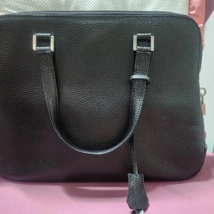 [BUNJANG] Black Leather Tote Bag with Lock and Key / 새상품 이태리 블랙 가죽 토트백 (자물쇠/키 포함  비지니스 가방