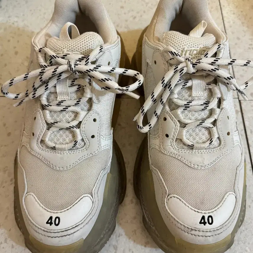 [BUNJANG] Balenciaga Triple S Sneakers / 발렌시아가 트리플s