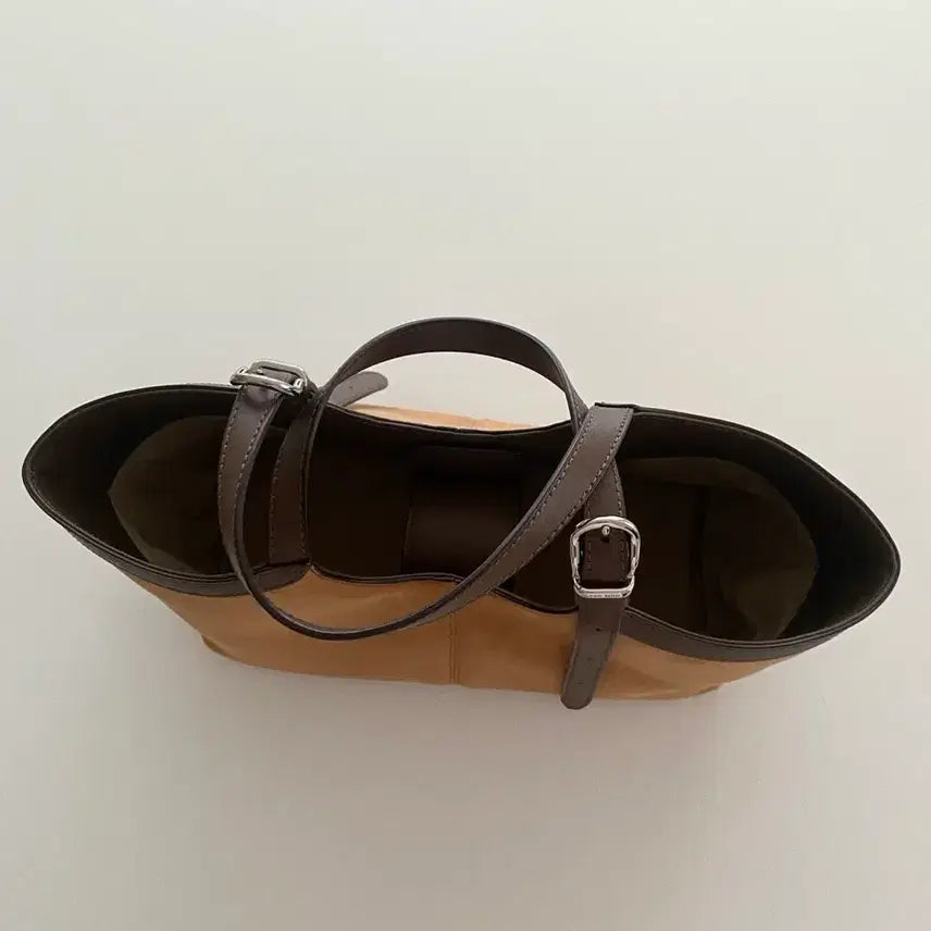 [BUNJANG] Banloe Suede Shoulder Bag / 반로에 스웨이드 숄더백