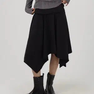 [BUNJANG] Binibidi Asymmetric Layered Banding Long Skirt Black / 비니비디 언발란스 레이어드 밴딩 스커트 블랙 롱