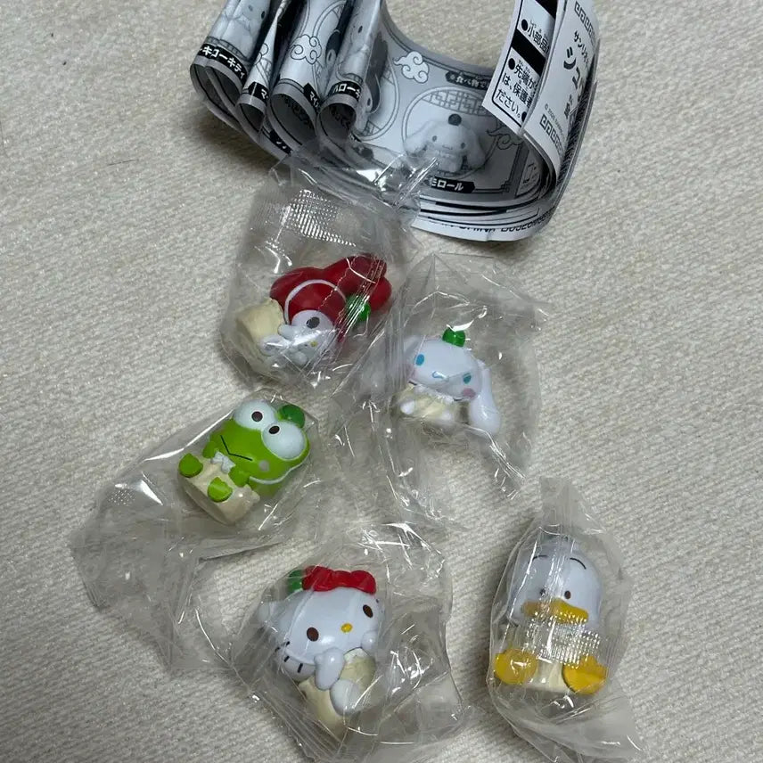 [BUNJANG] Sanrio Shumai Dumpling Gacha Full Set / 산리오 슈마이 만두 가챠 풀셋 풀세트