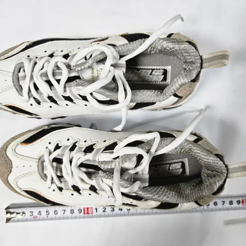 [BUNJANG] Skechers White Sneakers Women&