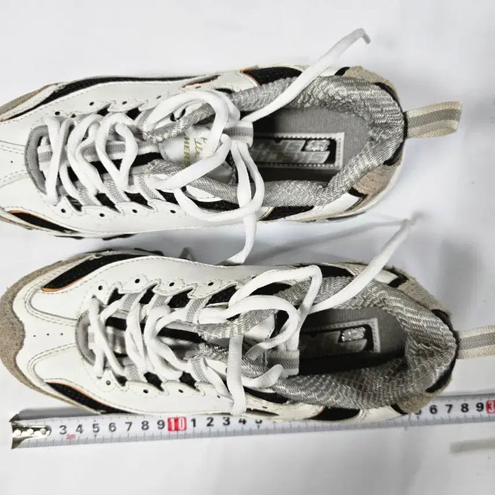 [BUNJANG] Skechers White Sneakers Women&