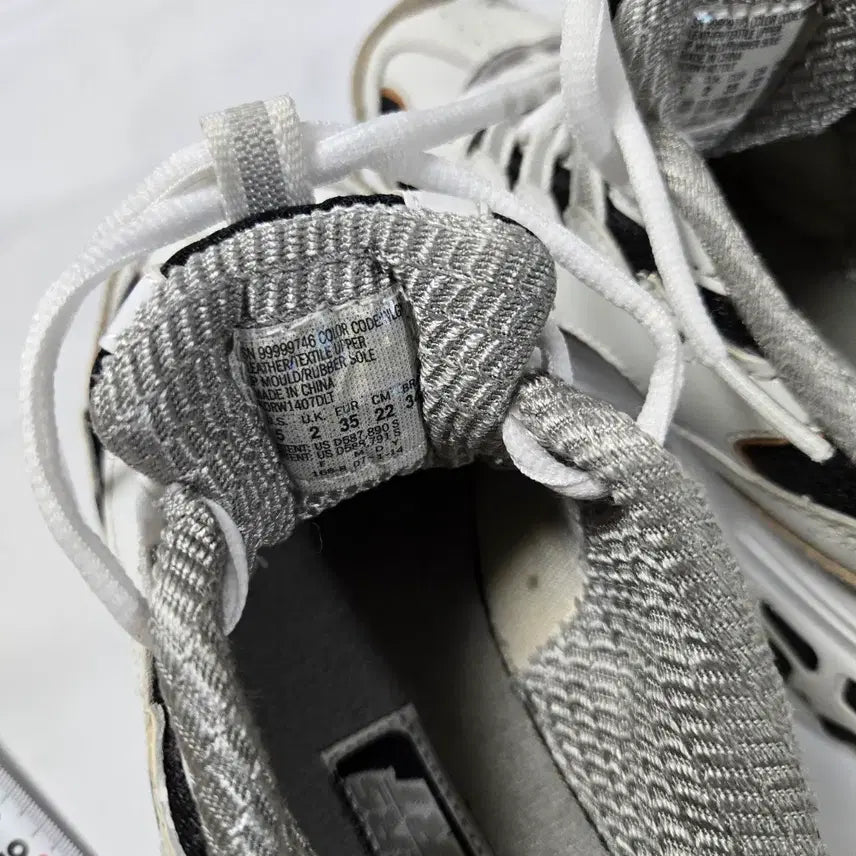 [BUNJANG] Skechers White Sneakers Women&
