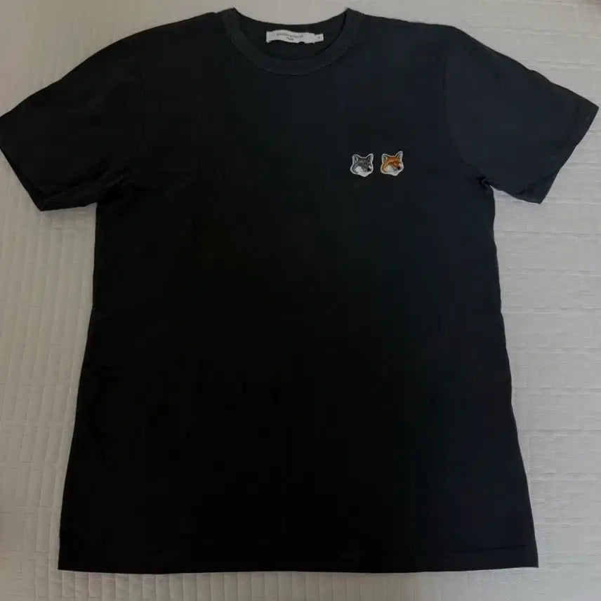 [BUNJANG] Maison Kitsuné Double Fox Head Patch Short Sleeve T-Shirt Anthracite / 메종 키츠네 더블 폭스 헤드 패치 반팔 앤트러사이트