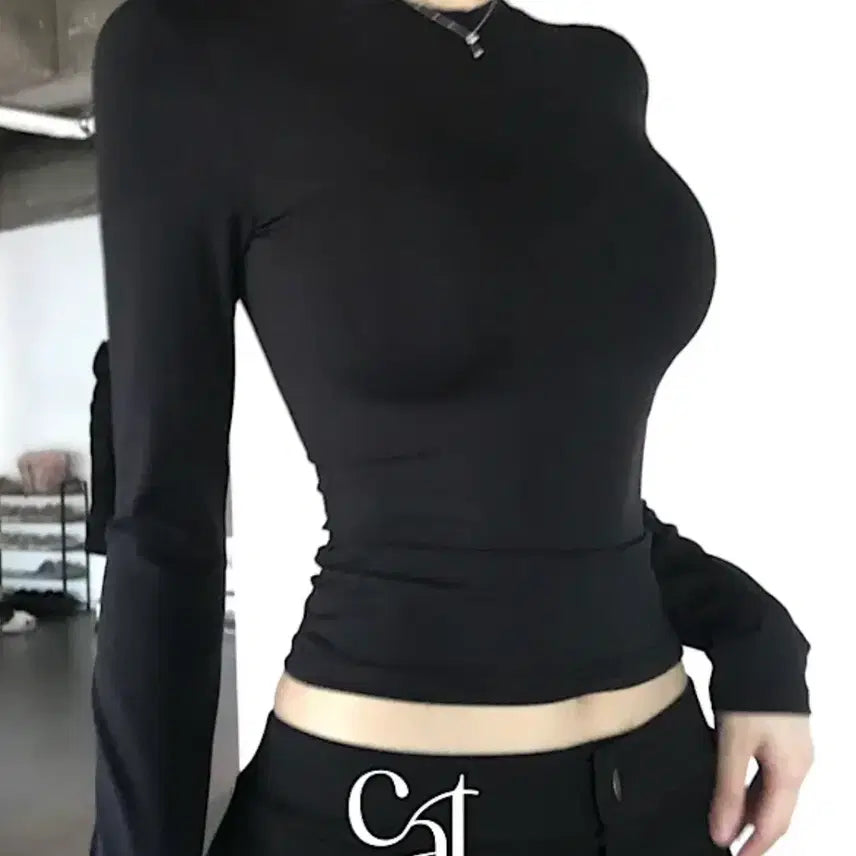 [BUNJANG] Ablley Long Sleeve Top - Ningning Airport Look Style / 스킴스 닝닝공항룩 쫀쫀긴팔