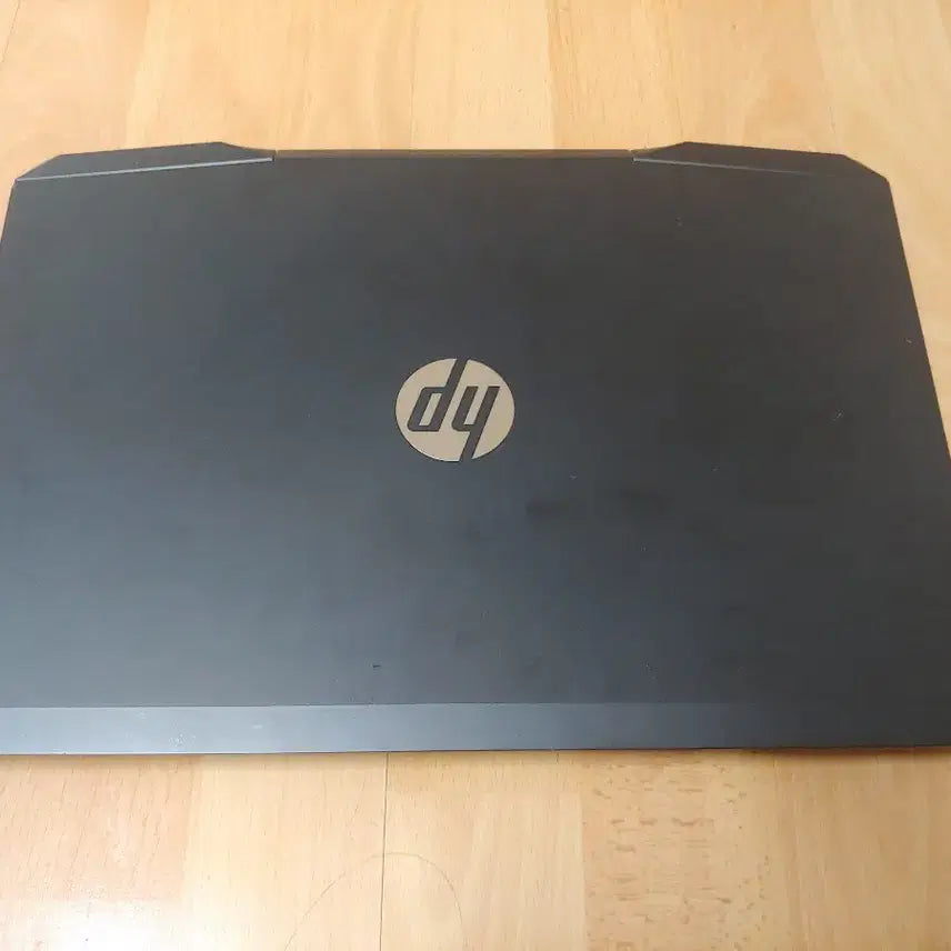 [BUNJANG] Gaming Laptop with Intel Core i7 (9th Gen) and NVIDIA GeForce GTX 1660 Ti / i7 게이밍 1660ti 노트북