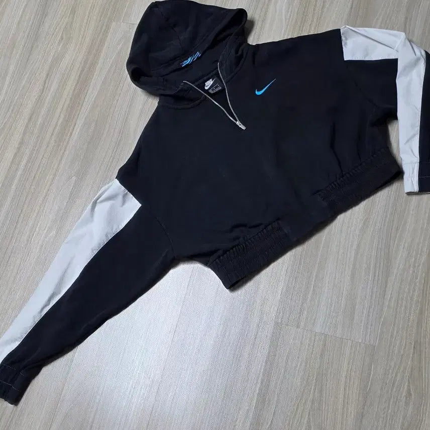 [BUNJANG] Nike Icon Clash Quarter Zip Cropped Hoodie - Size M / [M90]나이키 후드티/크롭티