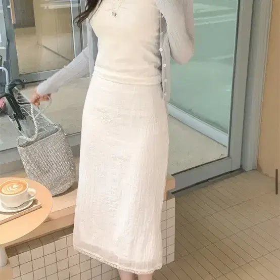 [BUNJANG] White Chiffon Lace Long Skirt (New) / 렌느 화이트 쉬폰 레이스 롱 스커트 새상품 택있음