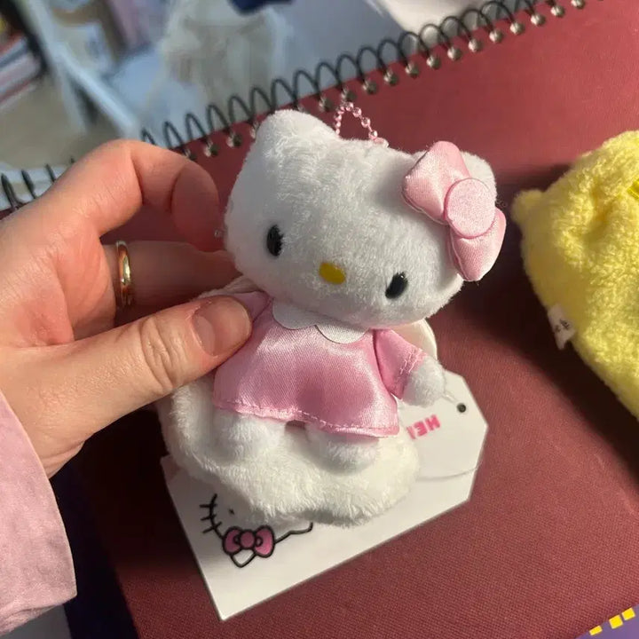 [BUNJANG] Hello Kitty 50th Anniversary Limited Edition Cloud Kitty Mascot / 새상품 택 ㅇ) 헬로키티 50주년 한정판 구름탄키티 마스코트 구탄키