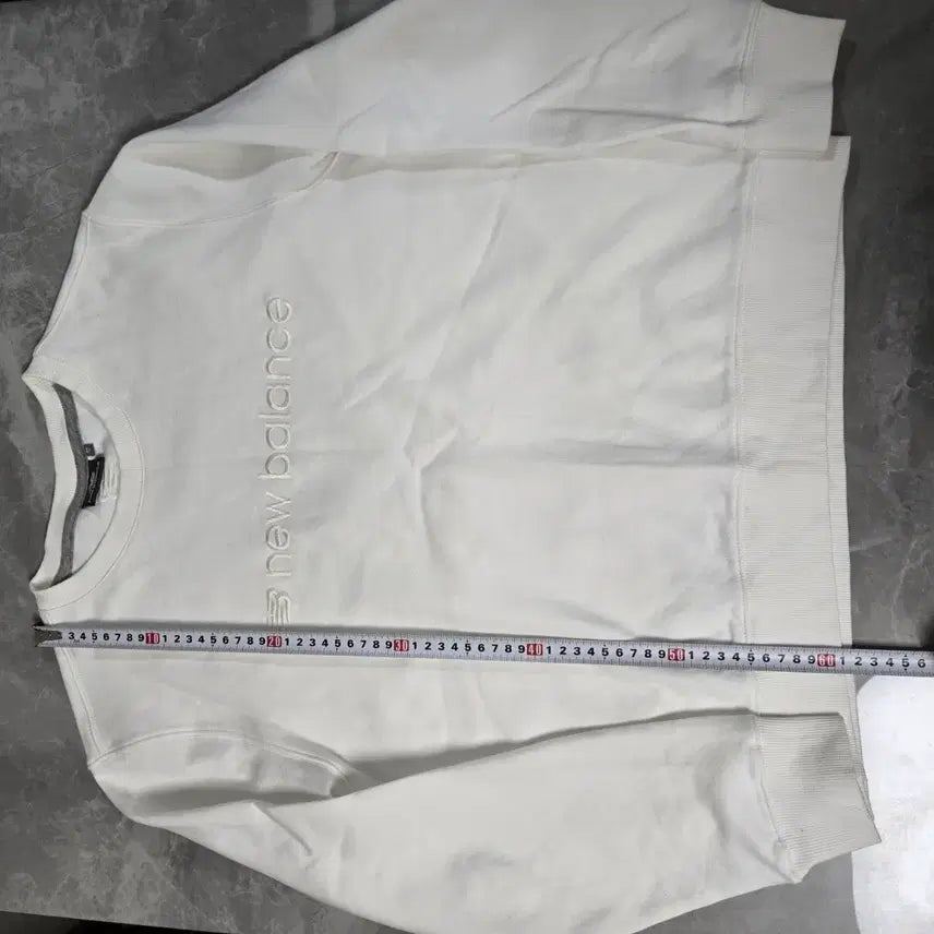 [BUNJANG] New Balance White Sweatshirt / 뉴발란스 화이트 맨투맨