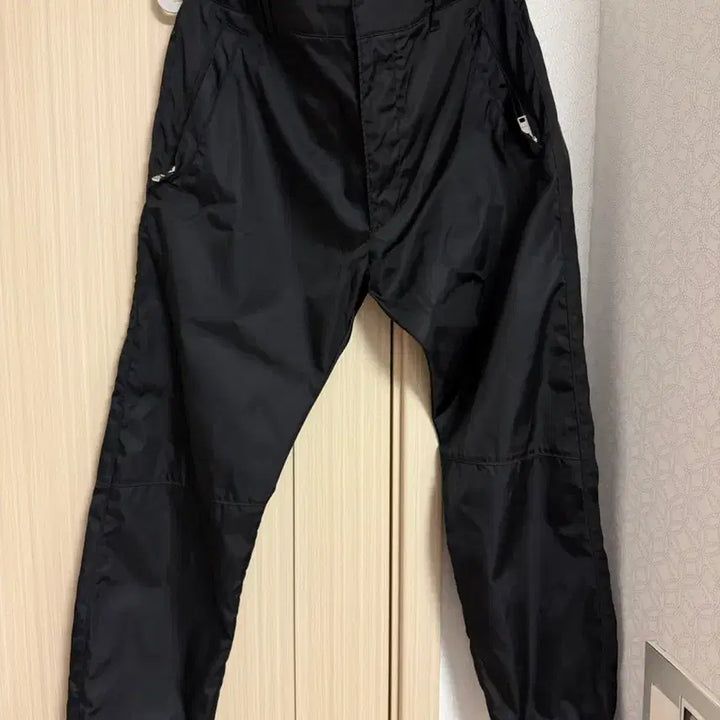 [BUNJANG] Prada Re-Nylon Pants Black / 프라다 리나일론 팬츠