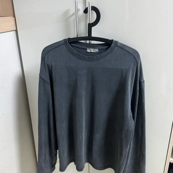 [BUNJANG] ASPESI Vintage Washed Long Sleeve Navy / 애습 빈티지 워싱 롱슬리브 네이비