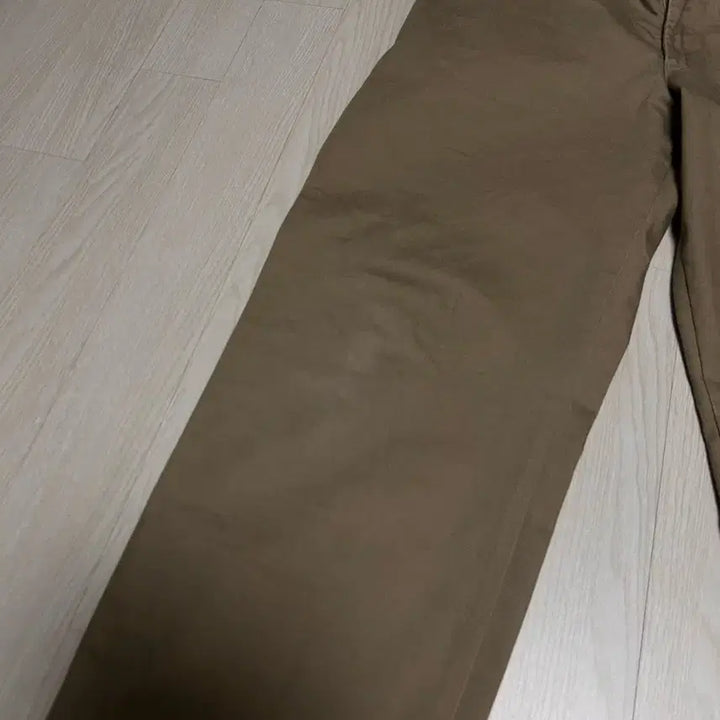 [BUNJANG] Uniqlo Wide Chino Pants Long Length Brown Size 88 (Altered) / 유니클로 와이드 치노팬츠 긴기장 브라운 88 (통수선)