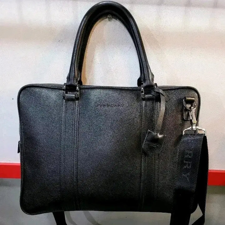 [BUNJANG] Burberry London Newbury Leather Briefcase / 정품 버버리 런던 뉴버그 레더 브리프케이스  서류가방