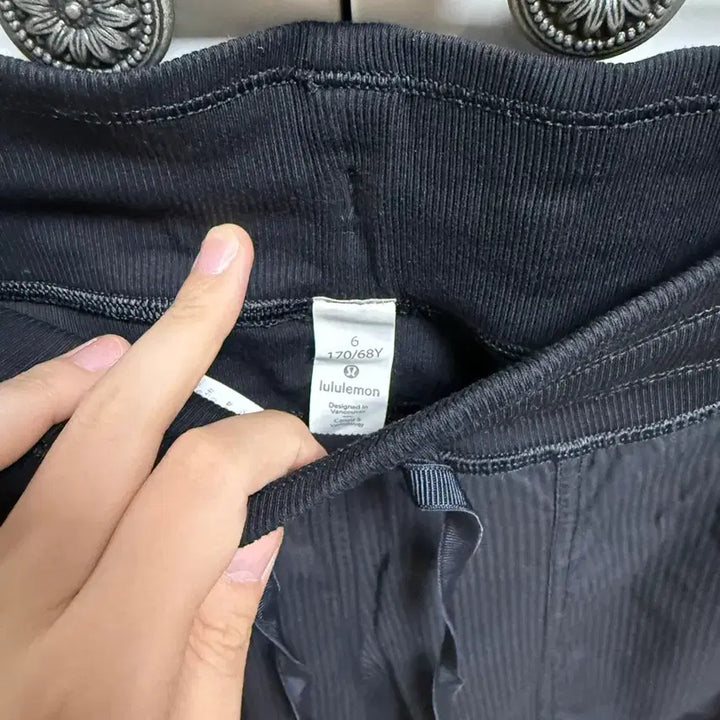 [BUNJANG] Lululemon Dance Studio Mid-Rise Jogger (Global Fit) Black / 룰루레몬_댄스스튜디오 미드라이즈 조거(글로벌핏)_블랙/6