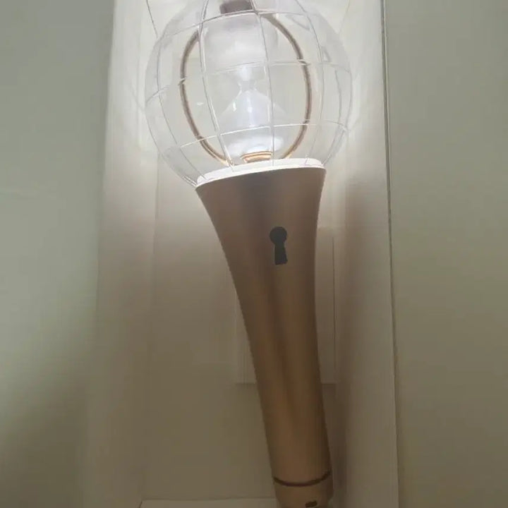 [BUNJANG] Ateez Lightiny Ver.2 Light Stick / 에이티즈 응원봉 라이티니ver2 판매