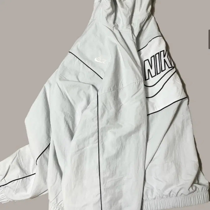 [BUNJANG] Nike Retro Futura Club Windbreaker / 나이키 바람막이  L