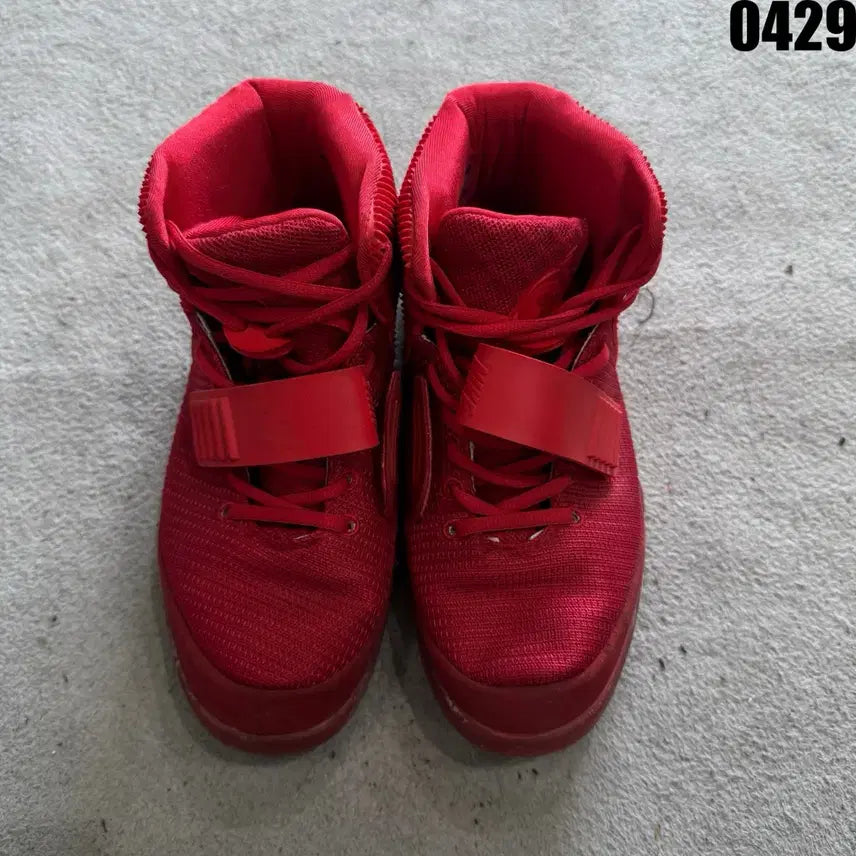 [BUNJANG] Nike Air Yeezy Red October 275 / 나이키 에어 이지 레드 옥토버 275