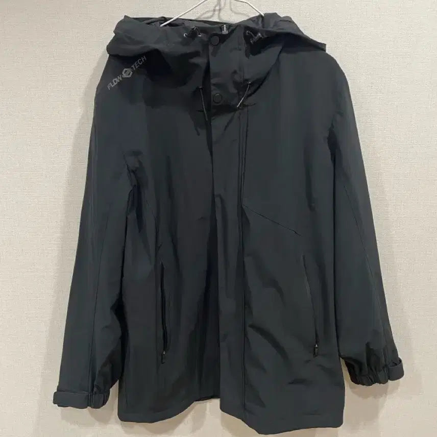 [BUNJANG] Skechers Windbreaker Jacket (Size 105) / 스케쳐스 바람막이 (105)