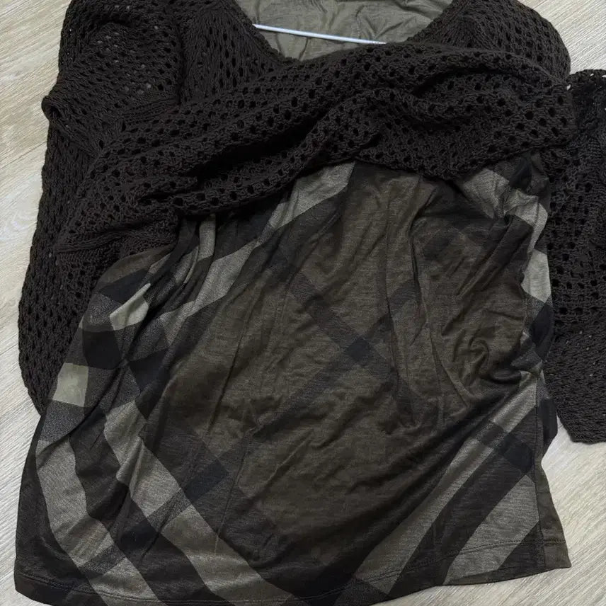 [BUNJANG] Burberry Vintage Mesh Knit Sweater / 버버리 빈티지 니트