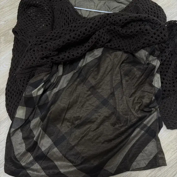 [BUNJANG] Burberry Vintage Mesh Knit Sweater / 버버리 빈티지 니트
