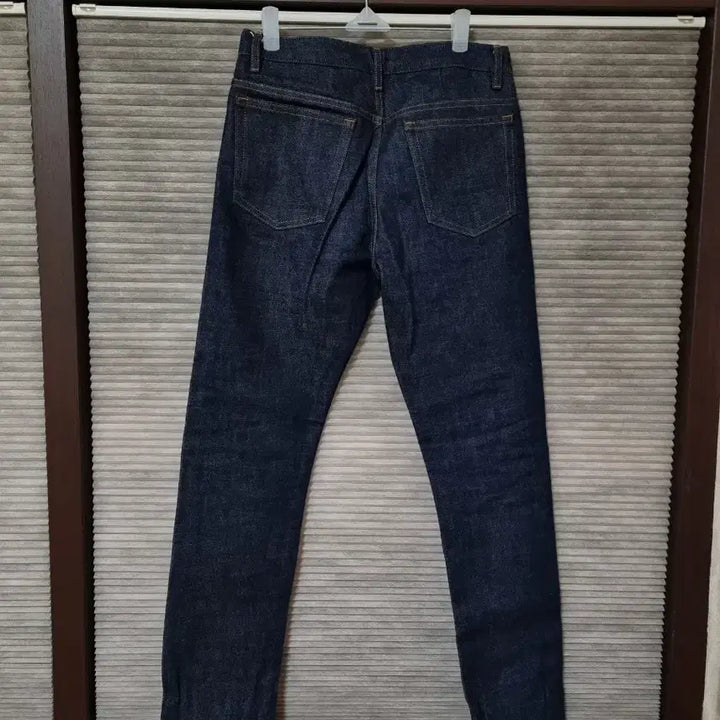 [BUNJANG] A.P.C. Petit New Standard Raw Denim Jeans / A.P.C. 아페쎄 쁘띠 뉴 스탠다드 생지 데님 26