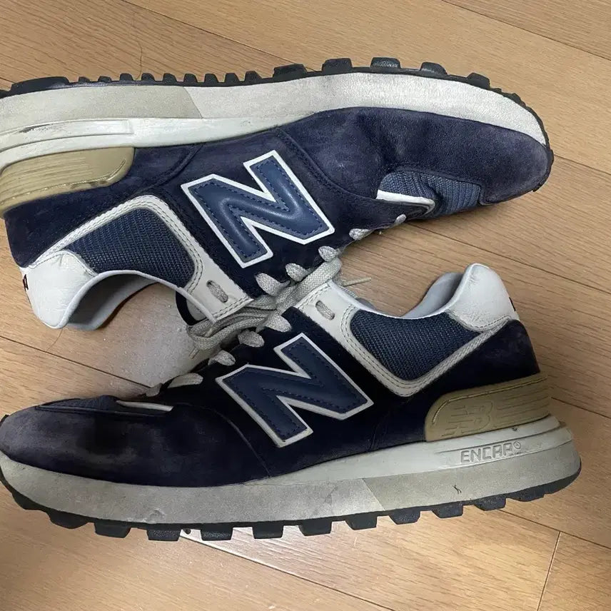 [BUNJANG] New Balance 574 Legacy Navy Sneakers / 뉴발란스 574 레거시 네이비 (275)