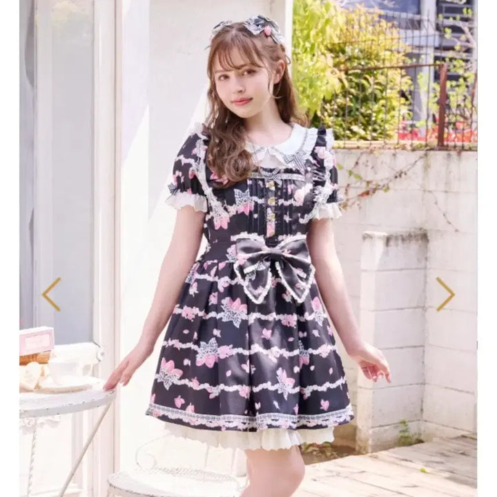 [BUNJANG] Lizlisa Creamy Berry Dress Black / (텍안뜯음) 리즈리사 크리미베리 원피스 블랙 검정 양산형 지뢰계