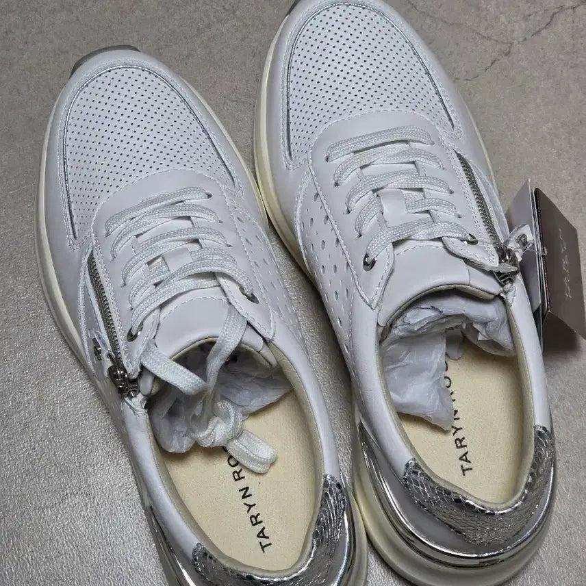 [BUNJANG] Tarin Rose Womens Lux Balance Heel White 245 / 타린로즈 여성 럭스 밸런스힐 화이트 245