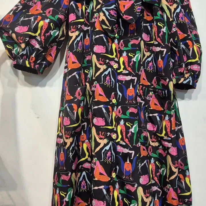 [BUNJANG] Jucy Judy Multi Print Off-Shoulder Dress / 쥬시쥬디 멀티 프린트 오프숄더 원피스