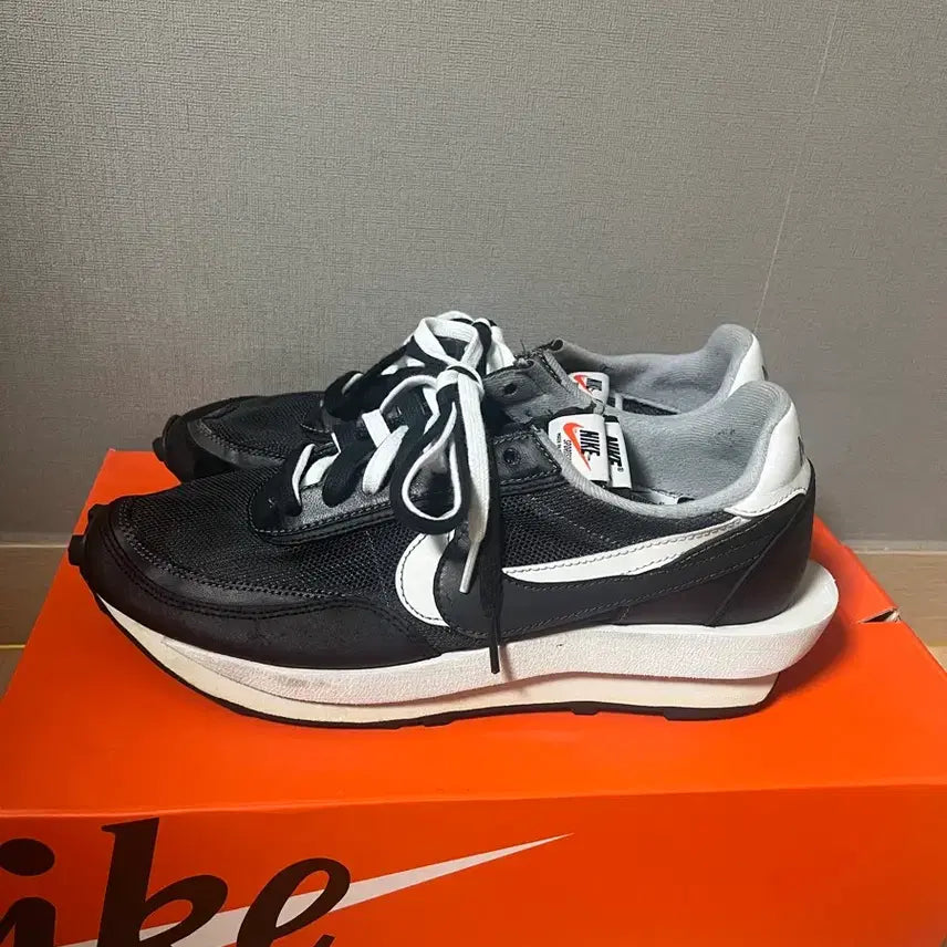 [BUNJANG] Nike x Sacai LD Waffle Black (275mm) / 나이키 사카이 ld 와플 블랙 275