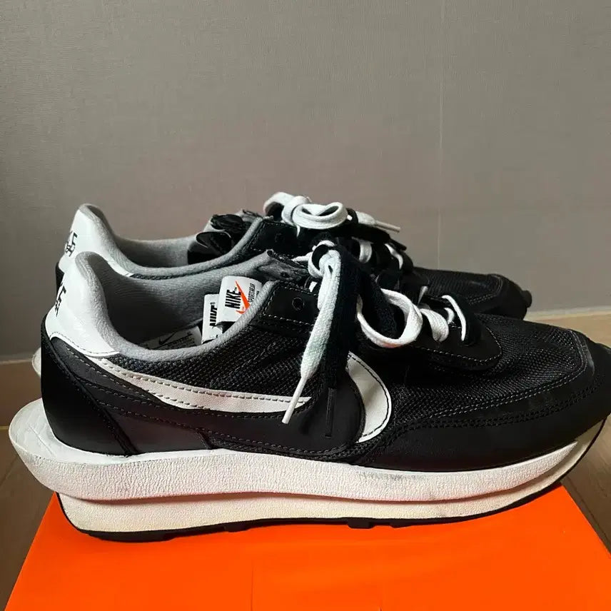 [BUNJANG] Nike x Sacai LD Waffle Black (275mm) / 나이키 사카이 ld 와플 블랙 275