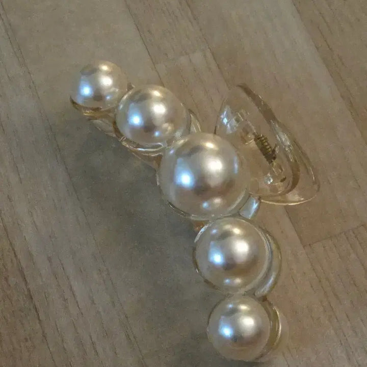 [BUNJANG] Korean-Made Pearl Claw Clip / 국내생산 진주알 집게핀