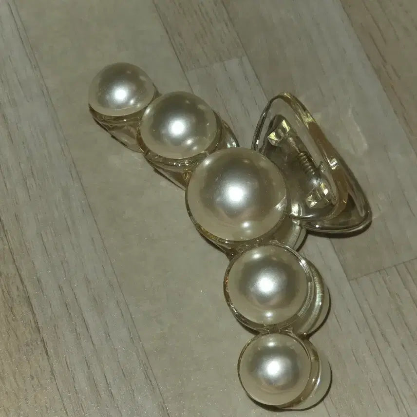 [BUNJANG] Korean-Made Pearl Claw Clip / 국내생산 진주알 집게핀