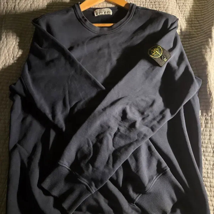 [BUNJANG] Stone Island Navy Sweatshirt / 스톤아일랜드 네이비 맨투맨 티셔츠