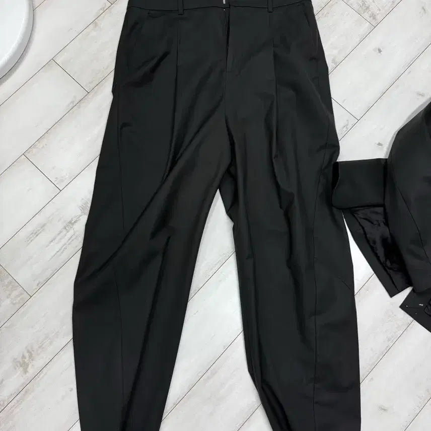 [BUNJANG] ZARA x ADER Error Black Oversized Blazer &amp; Tapered Trousers Set L / 자라x아더에러 블랙 오버사이즈 블레이저 &amp; 트라우저(테이퍼드) L