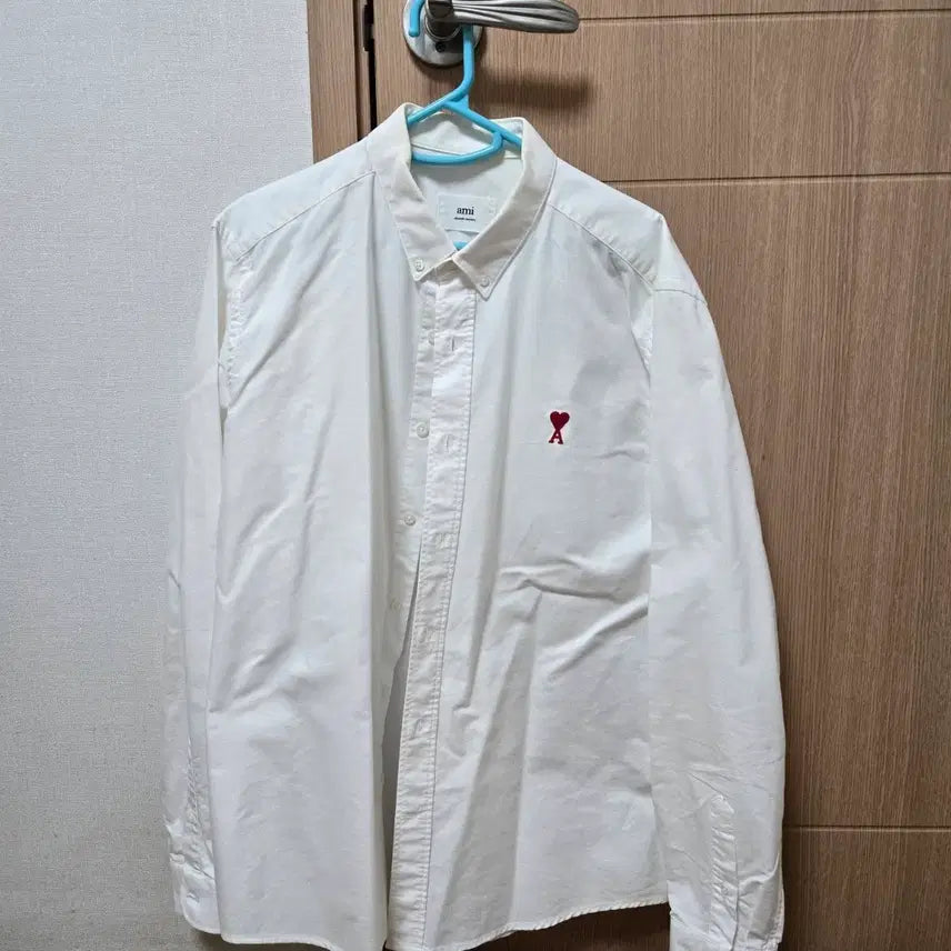 [BUNJANG] AMI Small Heart White Shirt / 아미 스몰 하트 화이트 셔츠 판매합니다.