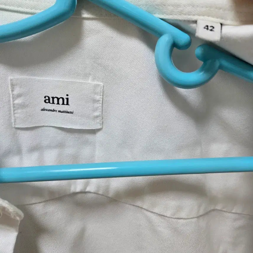 [BUNJANG] AMI Small Heart White Shirt / 아미 스몰 하트 화이트 셔츠 판매합니다.
