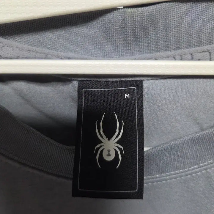 [BUNJANG] Spider Gray Short-Sleeve T-Shirt Size 100 / 스파이더 그레이 반팔 티셔츠 100
