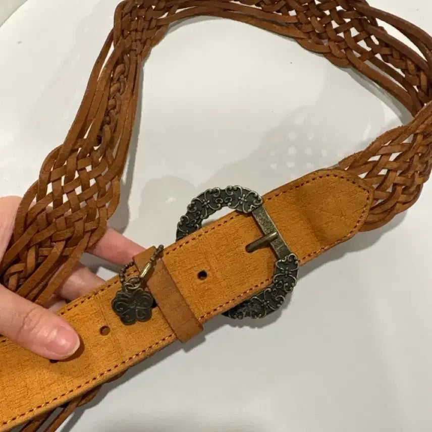 [BUNJANG] Anna Sui Bohemian Style Vintage Leather Belt / 안나수이 빈티지 가죽 벨트 (보헤미안 스타일)