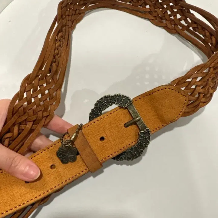 [BUNJANG] Anna Sui Bohemian Style Vintage Leather Belt / 안나수이 빈티지 가죽 벨트 (보헤미안 스타일)