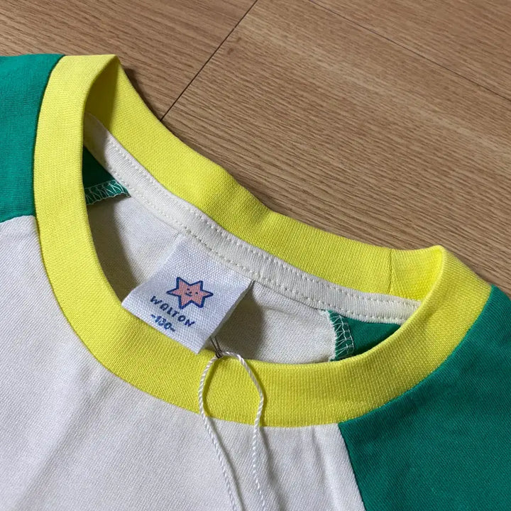 [BUNJANG] Round Neck Short Sleeve T-Shirt - Size 130 / 라운드 반팔티 130