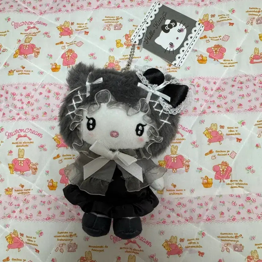[BUNJANG] Sanrio Hello Kitty Fuwa Fuwa Cape Mini Pouch Mascot / 헬로키티 후와후와 케이프 미니 파우치 마스코트