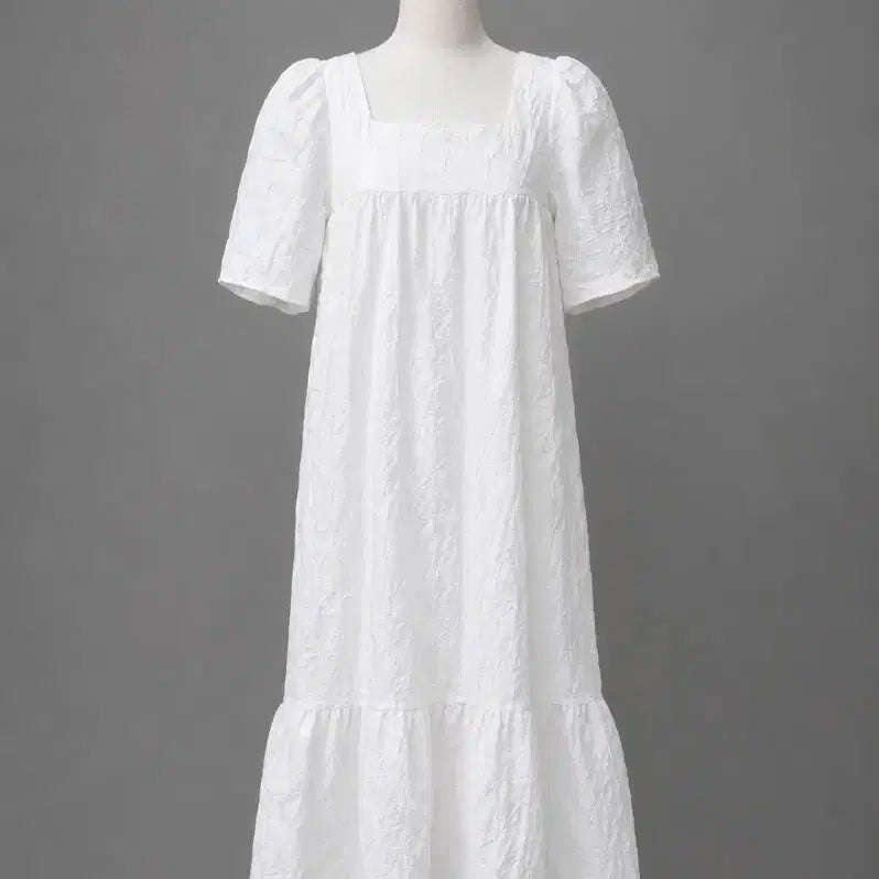 [BUNJANG] Embossed Square Puff Sleeve Long Dress / 엠보 스퀘어 퍼프소매 롱 원피스
