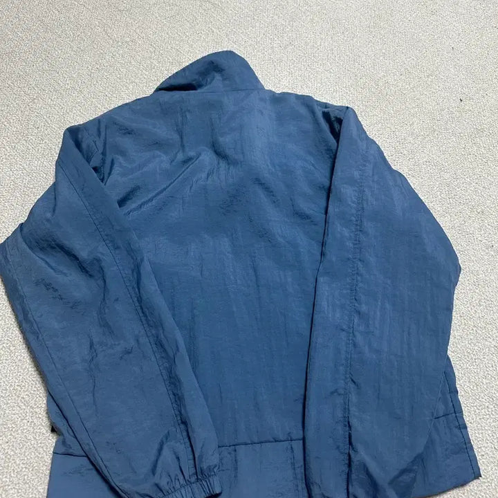 [BUNJANG] Nike Windbreaker Light Blue Size S / 나이키 바람막이 블루