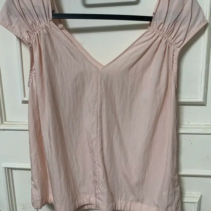 [BUNJANG] Edaowl Blouse Coral Pink / 어다울 블라우스