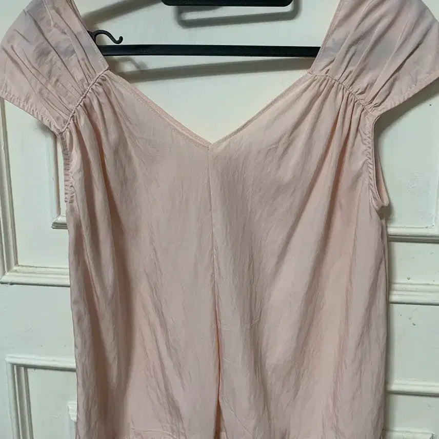 [BUNJANG] Edaowl Blouse Coral Pink / 어다울 블라우스